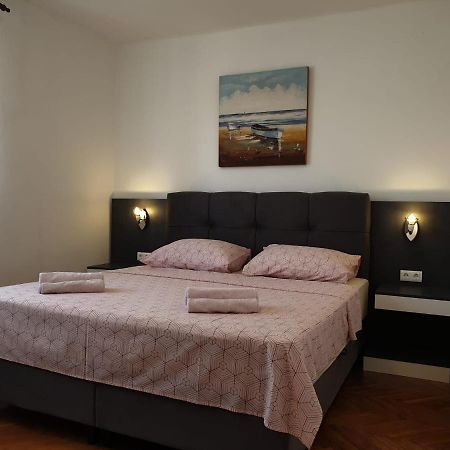 Apartments Ivana ザダル エクステリア 写真