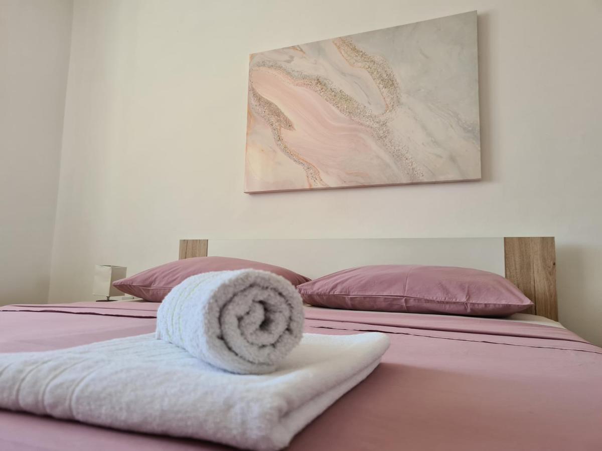 Apartments Ivana ザダル エクステリア 写真