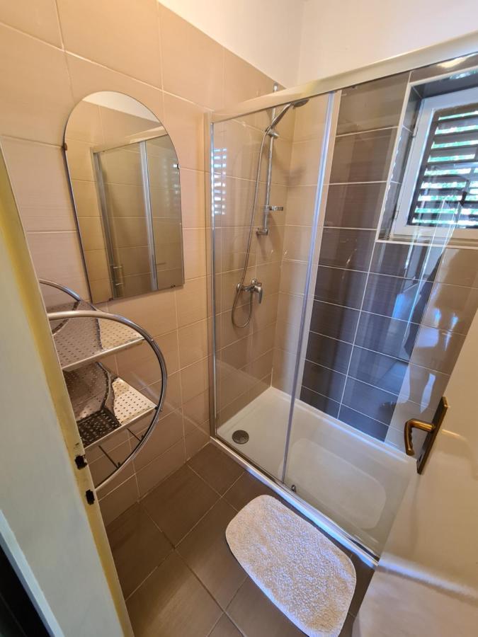Apartments Ivana ザダル エクステリア 写真