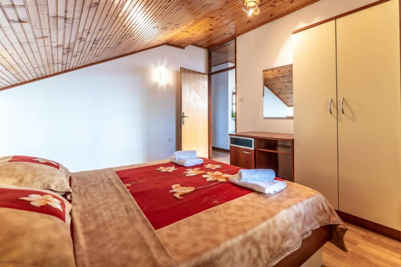 Apartments Ivana ザダル エクステリア 写真