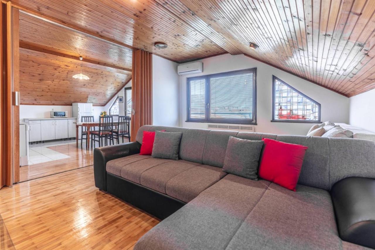 Apartments Ivana ザダル エクステリア 写真