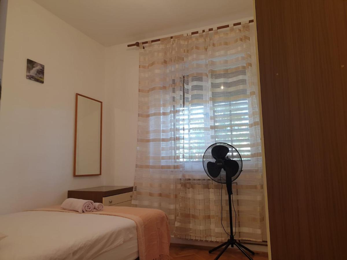 Apartments Ivana ザダル エクステリア 写真