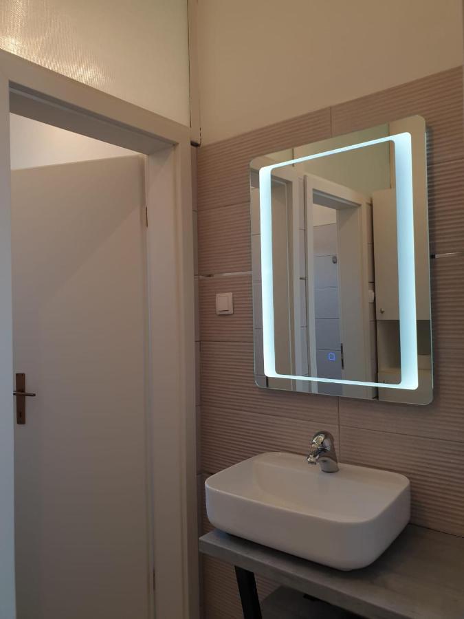 Apartments Ivana ザダル エクステリア 写真