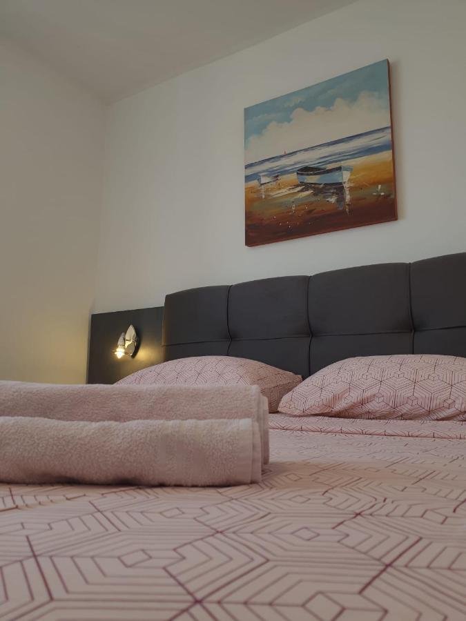 Apartments Ivana ザダル エクステリア 写真